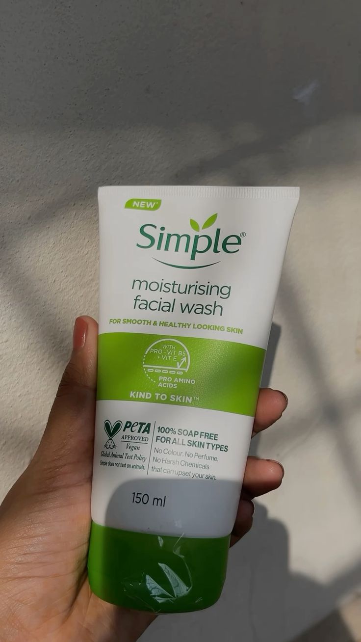 Simple Moisturising Facial Wash