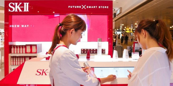 Chọn kem mắt từ thương hiệu uy tín