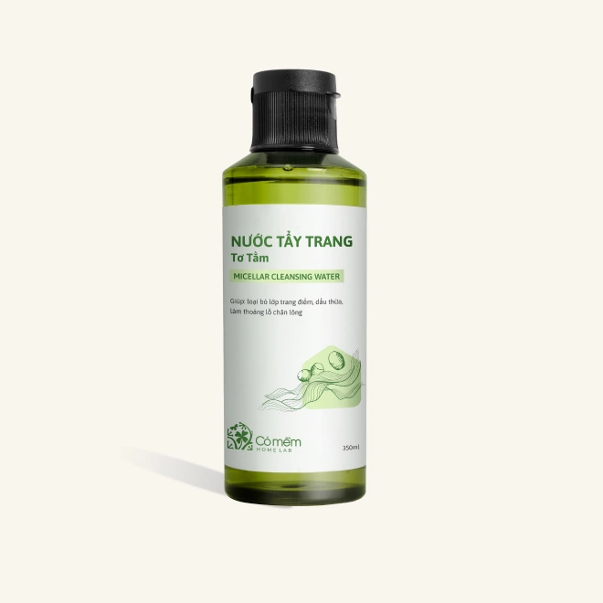 nước tẩy trang tơ tằm dưỡng ẩm tốt của Cỏ mềm