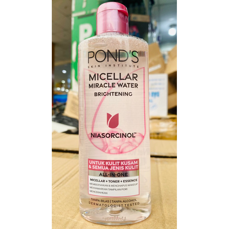 Nước tẩy trang hoa hồng Pond’s Vitamin