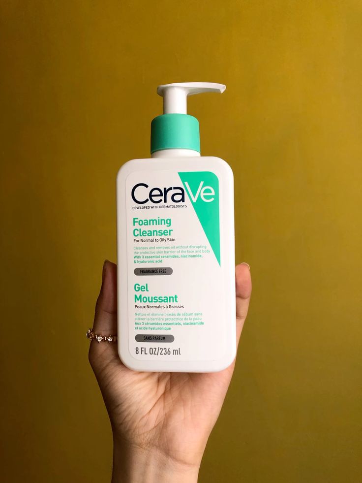 Sữa rửa mặt Cerave xanh ngọc Foaming Cleanser