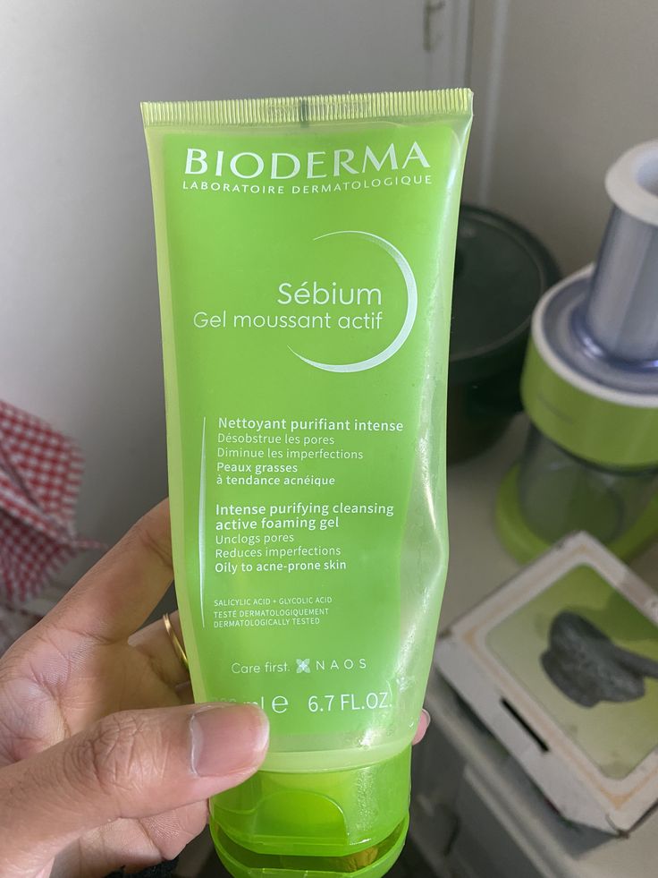 Bioderma xanh lá Sebium Gel Moussant Actif