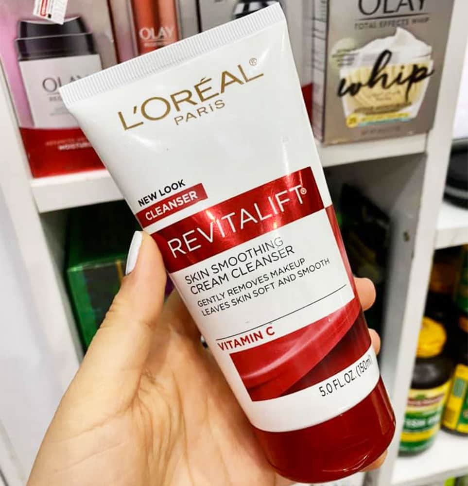 Sữa rửa mặt Loreal Revitalift Radiant Smoothing 