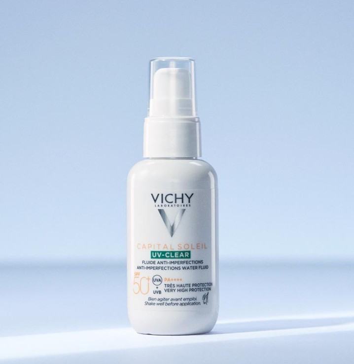 Kem chống nắng Vichy Capital Soleil UV Clear SPF50 loại dành cho da dầu