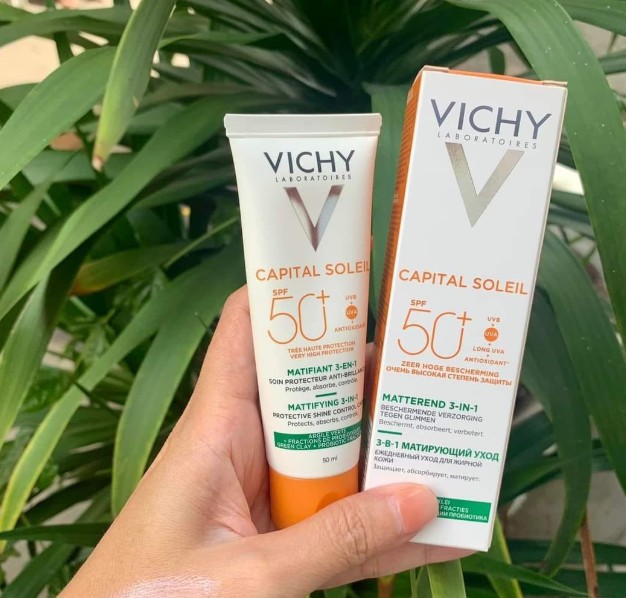 Kem chống nắng Vichy nâng tone da Capital Soleil Mattifying 3 in 1