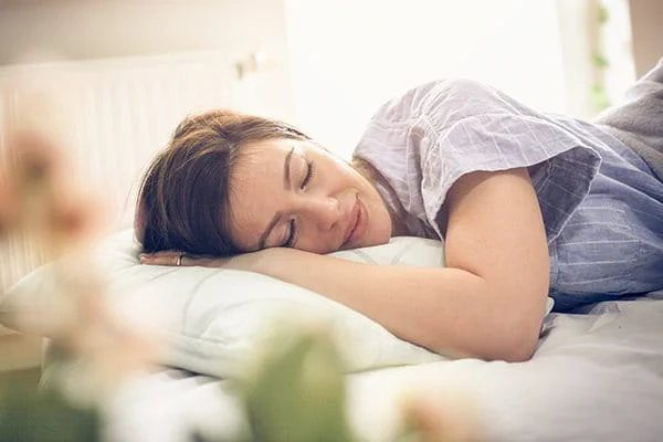 Một giấc ngủ ngon sẽ giúp bạn có một làn da đẹp