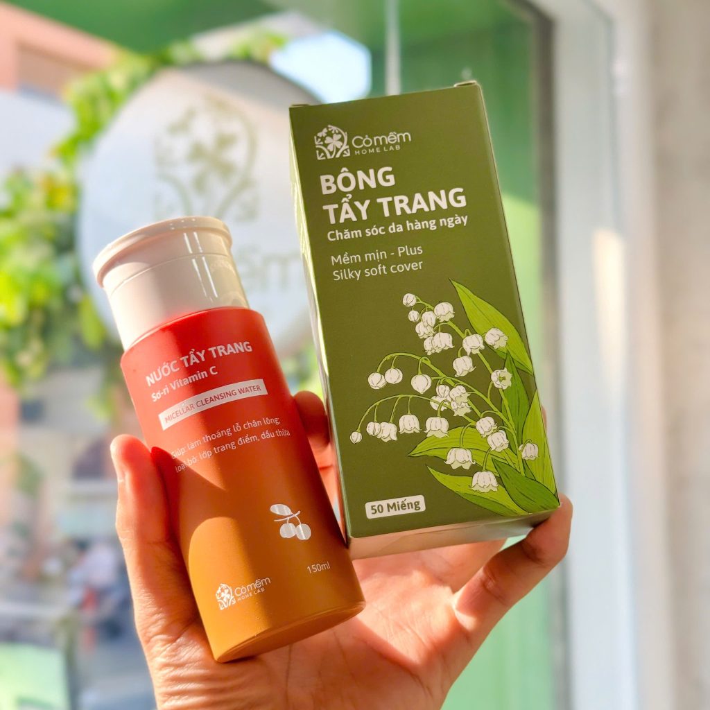 Top 5 nước tẩy trang cho tuổi 40 tốt, ưa chuộng hiện nay