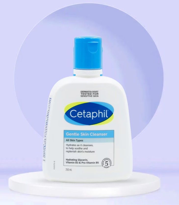 Sữa rửa mặt dưỡng ẩm tốt cho tuổi 50 Cetaphil Gentle Skin Cleanser