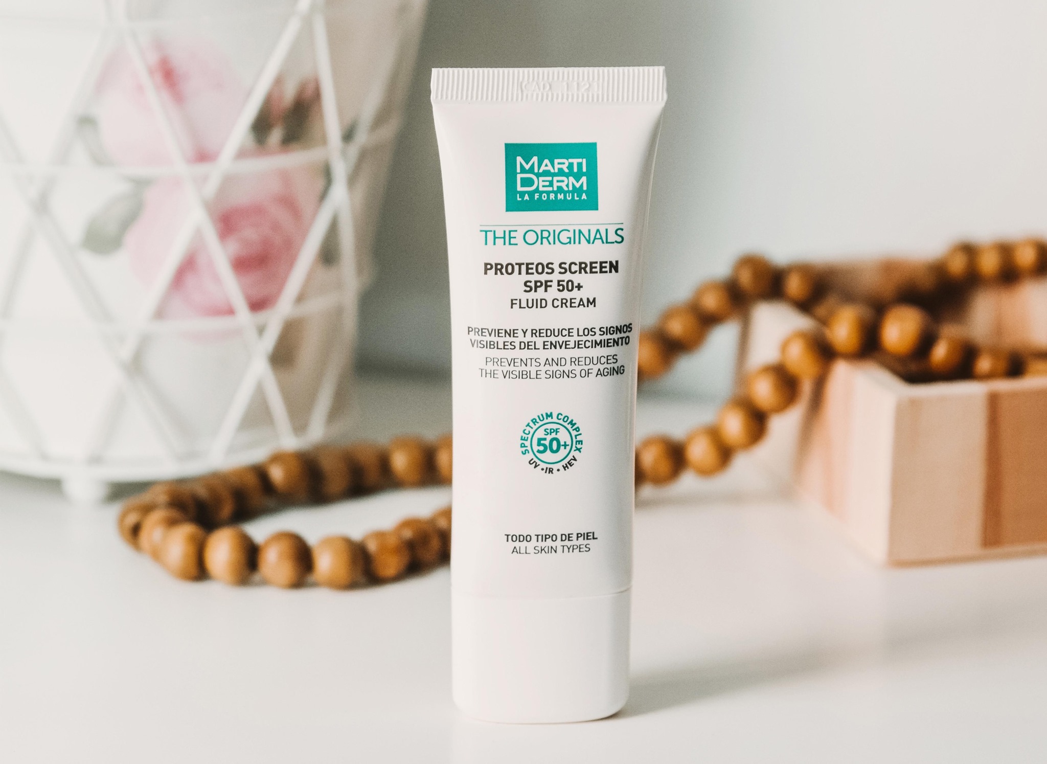 Review kem chống nắng Martiderm cho da lão hóa Proteos Screen SPF50+